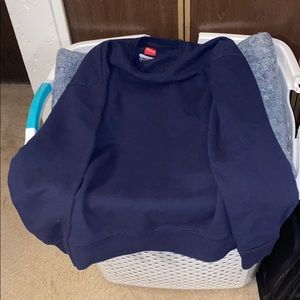 Hanes Large sweatshirt For Boys